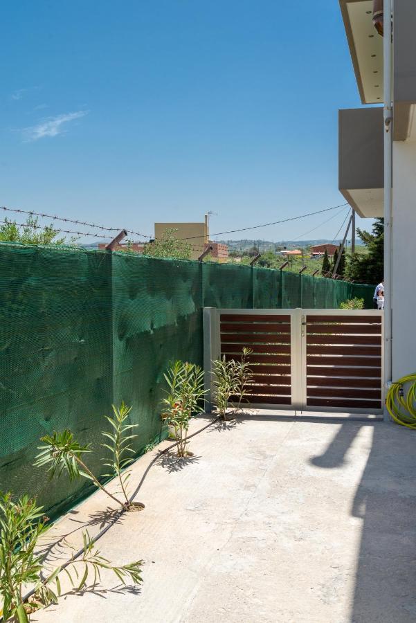 Cozy House With Pool Near Beach Gazi Kültér fotó