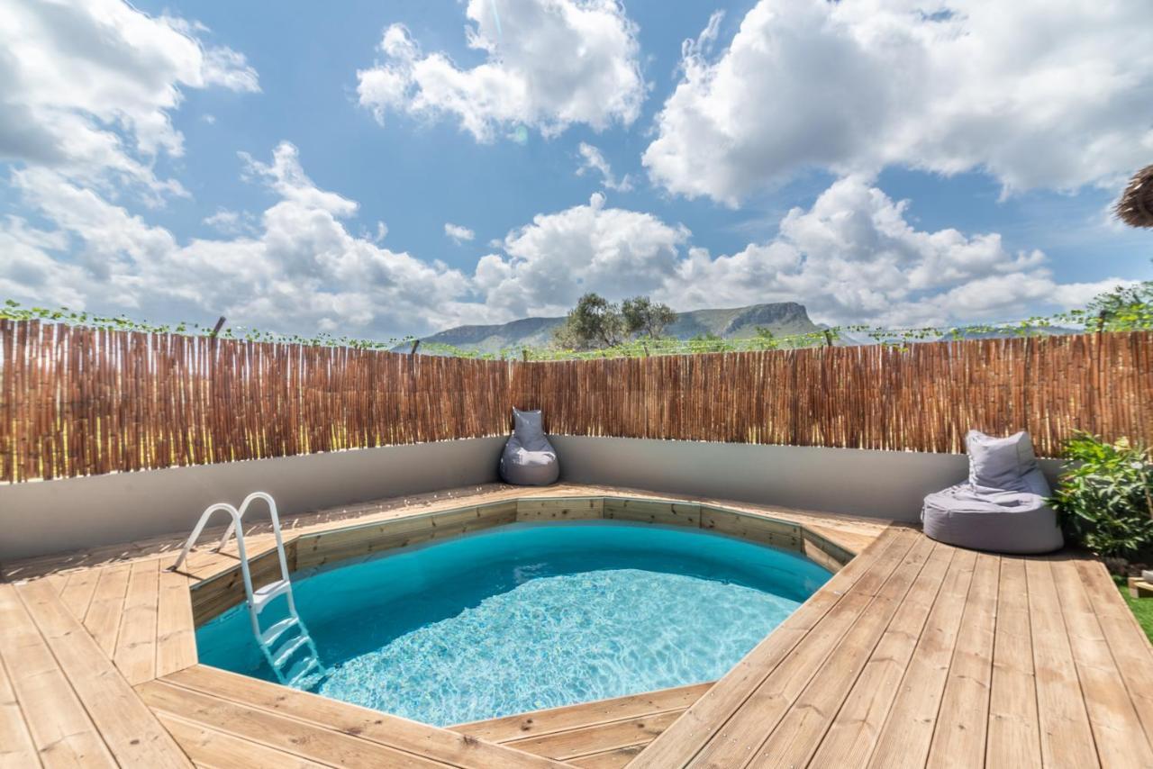 Cozy House With Pool Near Beach Gazi Kültér fotó