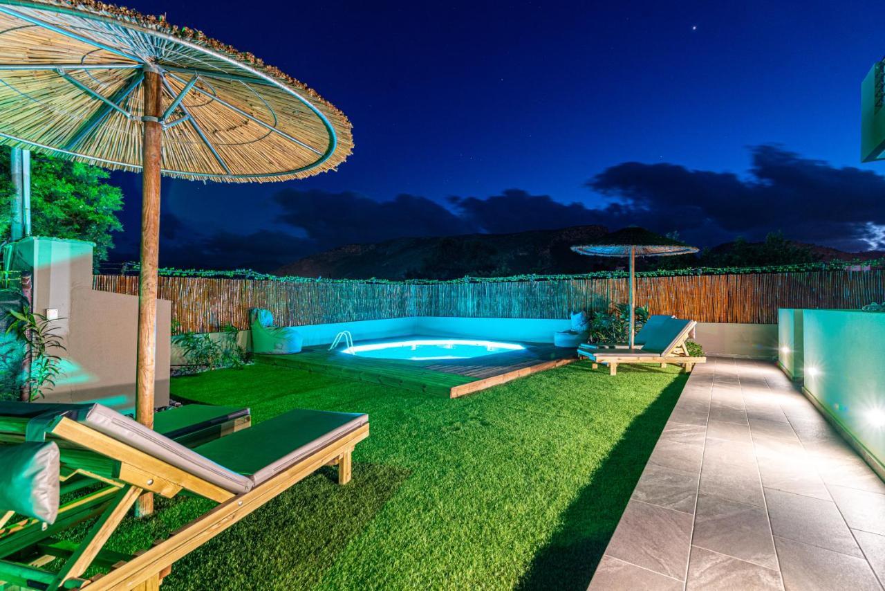 Cozy House With Pool Near Beach Gazi Kültér fotó